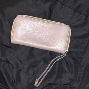 RELIC zipper wristlet
